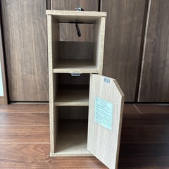 受付中★アイリスオーヤマ　ナイトテーブル　極美品