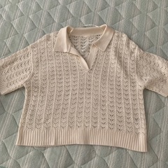 ニット半袖 Mサイズ GUの画像