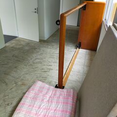 ベッドフレーム茶色・マットレスをお譲ります。の画像