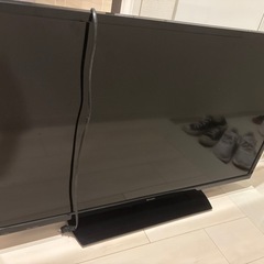壊れたテレビの画像