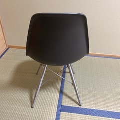 パイプ椅子
の画像