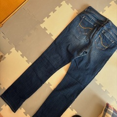 （決まりました）後ろポケット刺繍デニムの画像