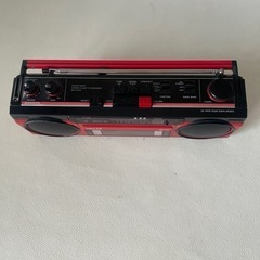 SANYO サンヨー おしゃれなテレコ MR-U4TⅡ TOWN-U4 ラジカセ U4シリーズ 昭和レトロ レッド 中古品  の画像