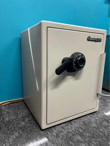 F2550 Sentry Safe 耐火金庫　ダイヤルタイプ