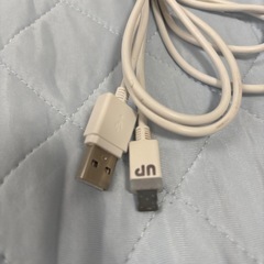 iPhone Lightning充電コード２m/２口
充電器のセットの画像
