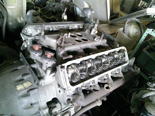 ロールス-ロイス―ベントレ-エンジン専門工場-リビルトエンジン販売―塔載