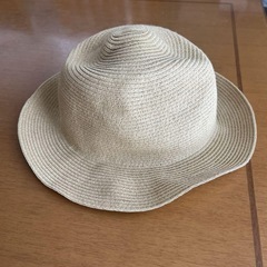 【20%値下げしました！】リボン付きベージュ麦わら帽子の画像