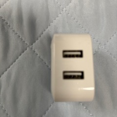  Lightning充電コード１m／２口充電器のセットの画像