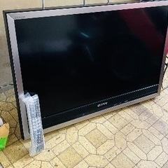 無料早い者勝ち⭐️32インチ液晶テレビ⭐️パーテーションとセットです！