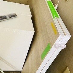 無料早い者勝ち⭐️32インチ液晶テレビ⭐️パーテーションとセットです！の画像