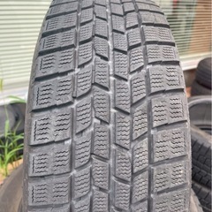 無料タイヤ　215/60R17の画像