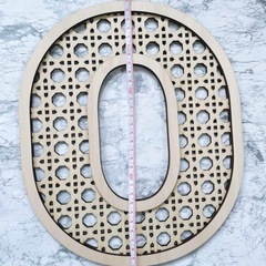 木製ラタン文字 8インチ 木製文字 O 壁装飾 クラフト ホームデコレーションの画像