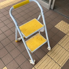 脚立の画像