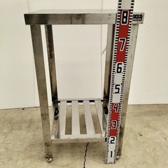 直接引き取り5%OFF インボイス登録店 ステンレス作業台 幅450×奥行き450×高さ800ｍｍ 作業台 調理台 サーバー台 業務用 厨房用品 中古　6091710の画像