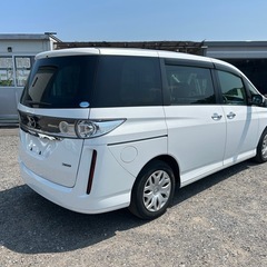 ブラックの方も大丈夫！分割OK  マツダビアンテ　修復歴なし　平成22年式　走行11万キロ　車検2年付　HDDナビ　テレビ　DVD  バックカメラ　Bluetooth  ETC  2,000cc  ８人乗りの画像
