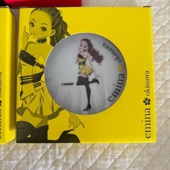 新品未開封　安室奈美恵　Emina 皿　7eleven 沖縄の画像