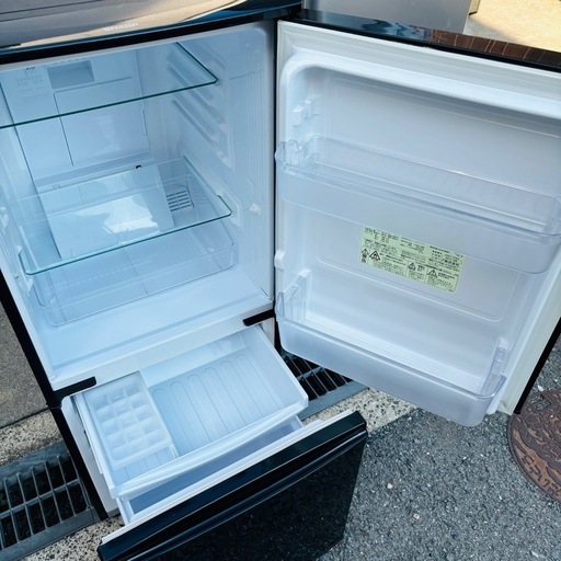 直接引き取り大歓迎‼️その場合は3,000円引き⭐︎大阪府下又は近郊は配送設置込み?SHARP 137L冷凍冷蔵庫 SJ-D14A-B