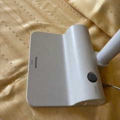 Panasonicライトデスクスタンド の画像