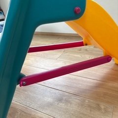 子ども用すべり台の画像