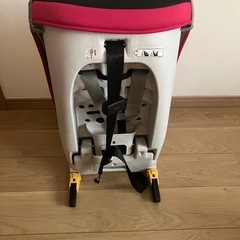 チャイルドシート　ISOFIXの画像