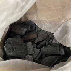 炭、燻製チップなど　未使用の画像