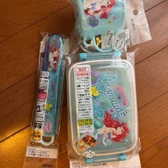 新品お弁当箱　お箸　コップセット　スケーター　　