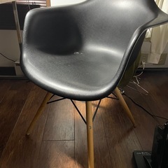イームズ風チェア