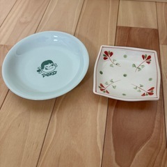 お皿2枚セット