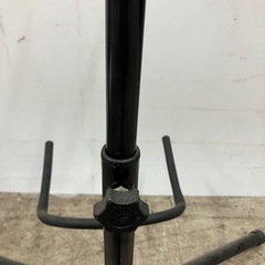 2507-012　ギタースタンド 高さ調整可 キズ汚れ有りの画像