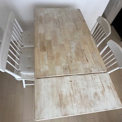 ニトリのダイニングテーブル譲ります。の画像