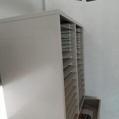 スチールラックの画像
