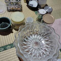 お皿、食器、素麺皿、等の画像