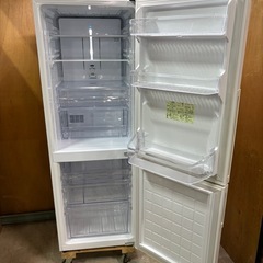 (受け渡し予定者あり)シャープ 2ドア 冷蔵庫 271L 2016年製 動作ok 傷あり 無料 の画像