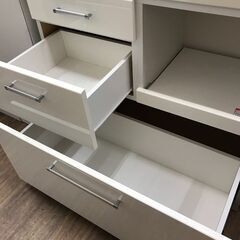 【ジャングルジャングル広陵店】食器棚　ニトリ　白　☆ジモティー特別価格☆の画像