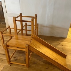 ジャングルジム　タンスのゲン