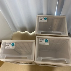 衣装ケース