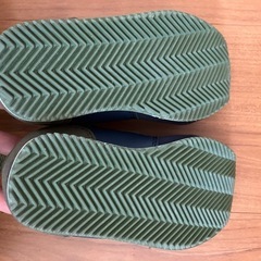 コムサ新品未使用スニーカー15センチの画像