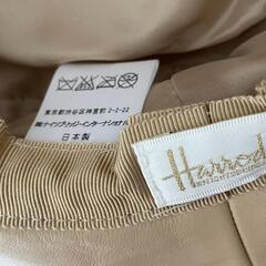 皇室御用達風？ハロッズの帽子の画像