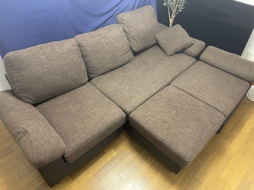 ５人がけソファ　ブラウン　大きめ