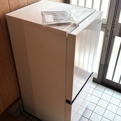 Hisense冷蔵庫 135L 説明書つきの画像