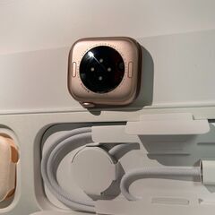 Apple Watch Series 10 42mm ローズゴールド セルラーモデル 本体の画像