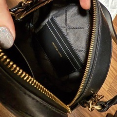 MICHAEL KORS ブラックショルダーバッグの画像
