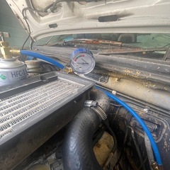 割引中！出張カーエアコン ガスチャージ