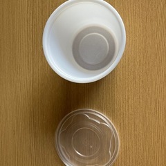 使い捨て　食品カップの画像