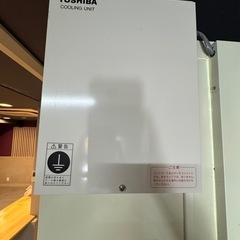 プレハブ冷蔵庫の電気工事、（できれば分解）の画像