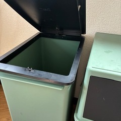ビーカンパニー　ゴミ箱2個セットの画像
