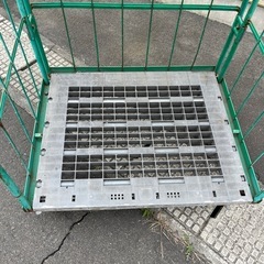 カゴ台車 大きめのサイズ 台車　の画像
