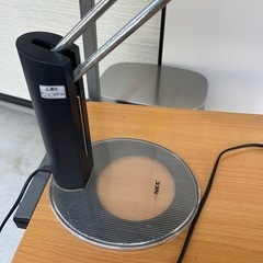 NEC製デスクライトの画像