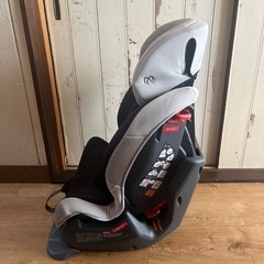 エールベベ ☆ ジュニアシート ☆ エールベベ スイングムーン プレミアム ☆ ALC460 ☆ 清掃済みの画像