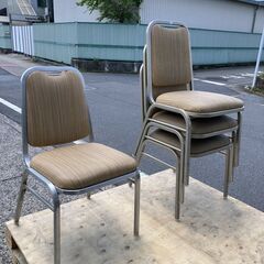 中古アルミ枠レセプションチェアの画像